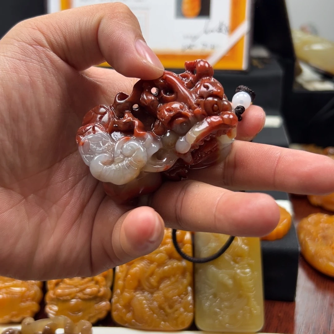 石英质玉（黄龙玉）未镶嵌多样性发货，发其一