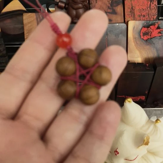 五星六道木手机链