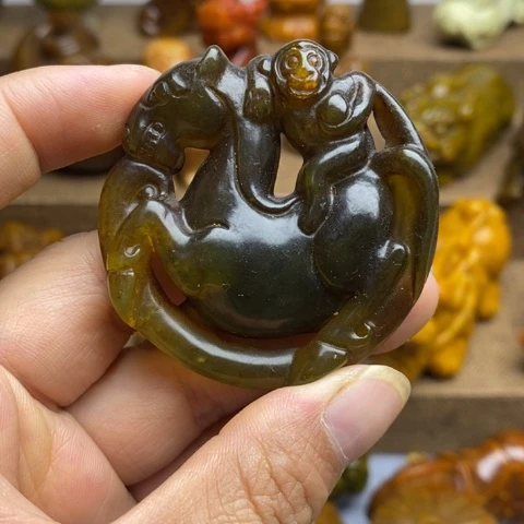 蛇纹石玉未镶嵌颈饰16