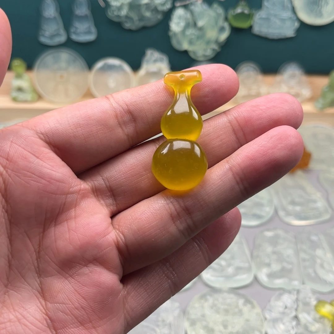 未镶嵌蛇纹石玉颈饰