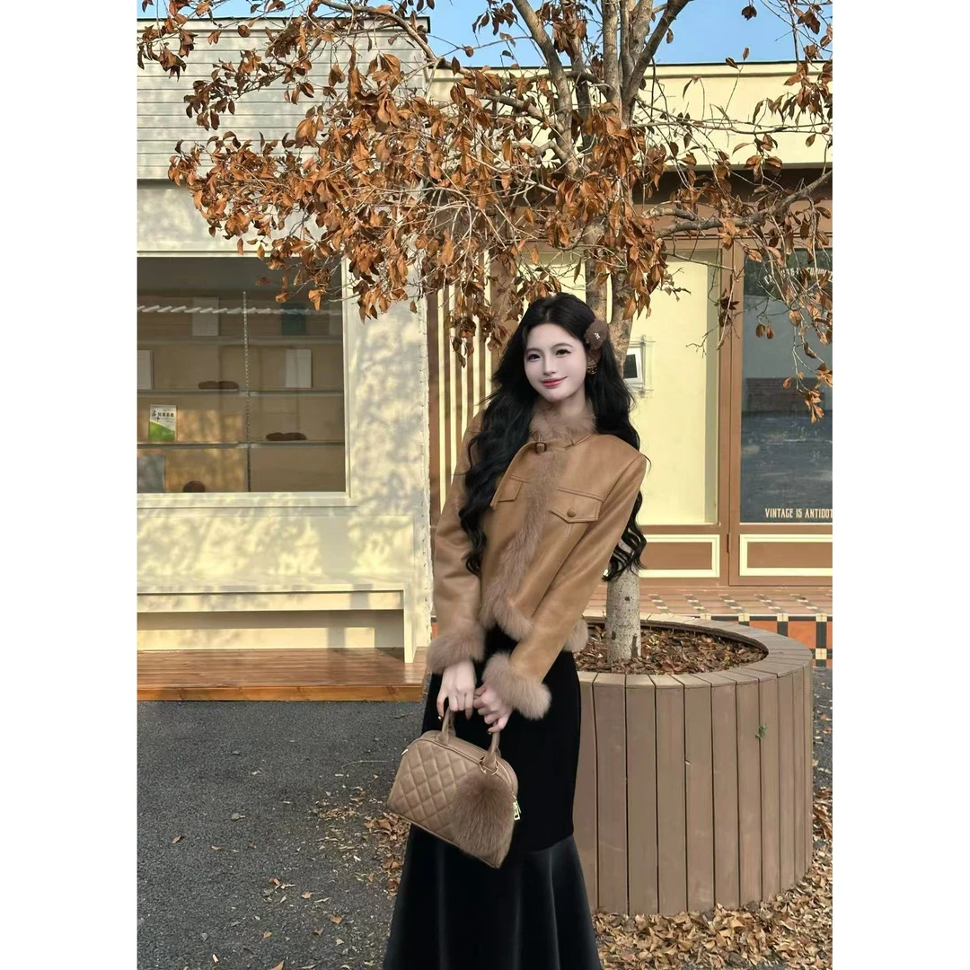 拉夏贝尔25年冬季新款90白鸭绒轻奢羽绒外套+半身裙 10217 YDJ