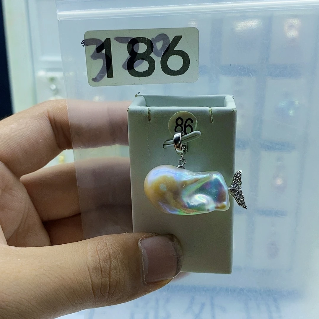 颈饰合金淡水珍珠