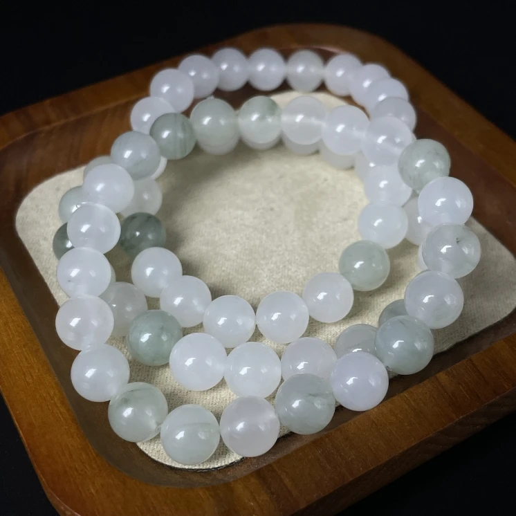 天山翠手串石英质玉石英岩玉手串