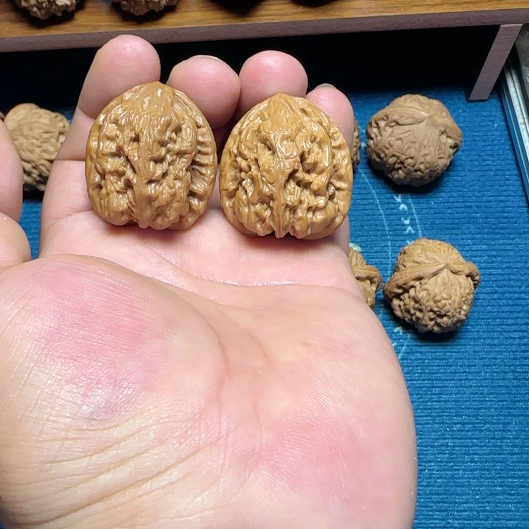 文玩核桃吊坠微修野生粗筋34