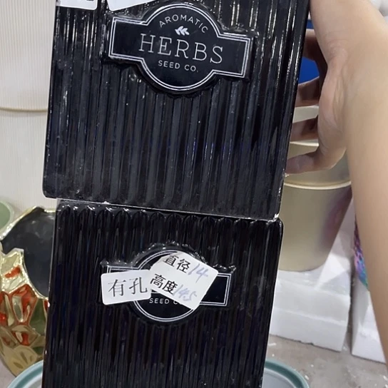 多肉绿植陶瓷花盆，9.9包邮，有孔