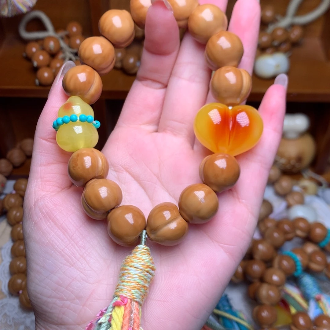 吊坠猴头核桃新款屁桃手持定制