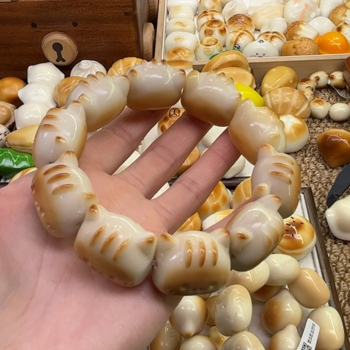 菩提根/象牙果把件1.5.40象牙果炭烤法棍猫微瑕