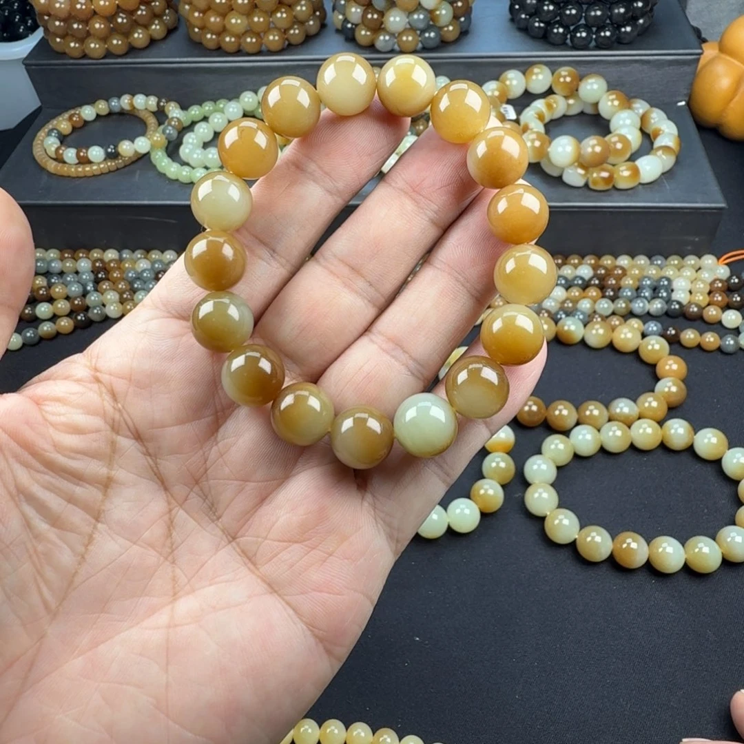 浏***源和田玉未镶嵌手链