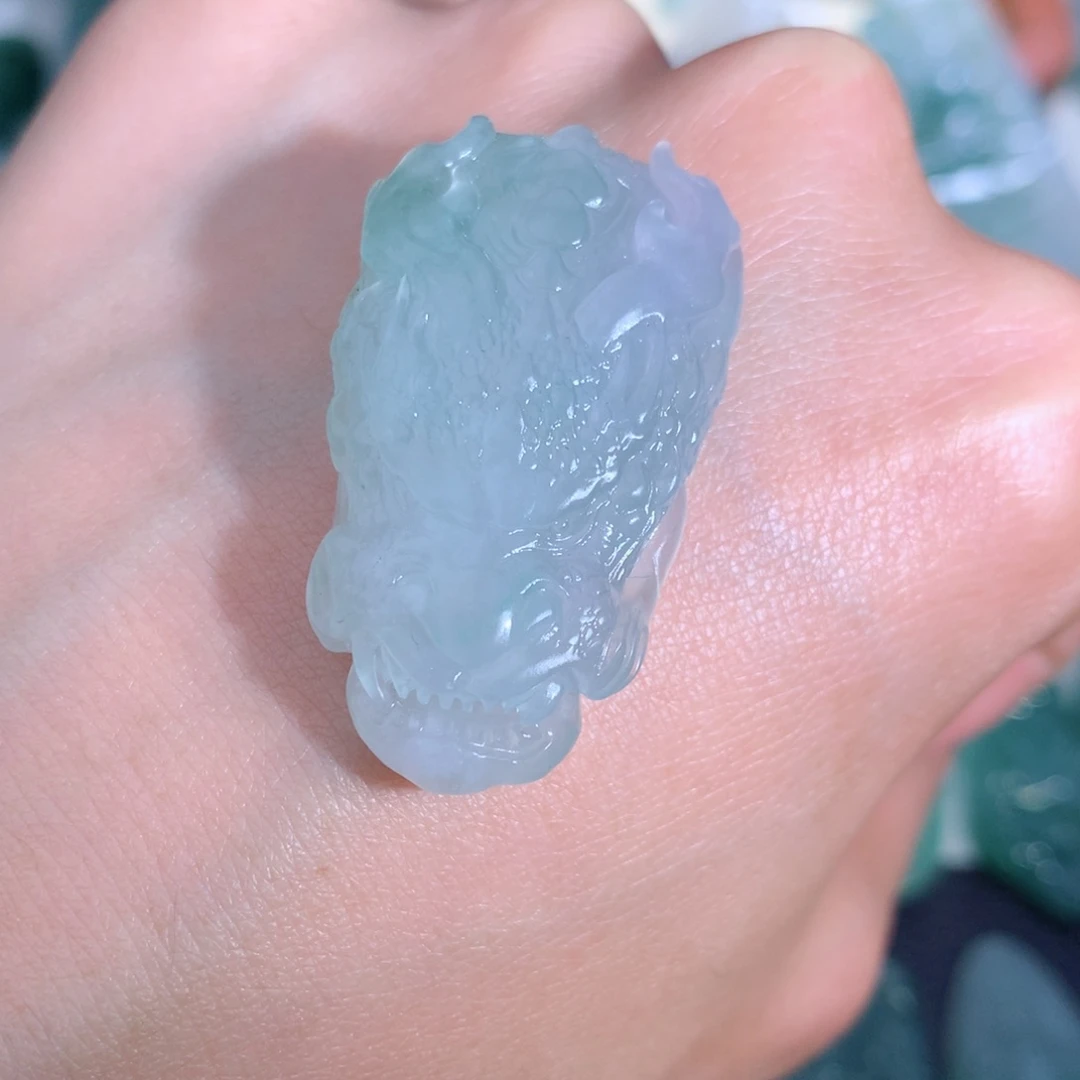 未镶嵌定制翡翠龙