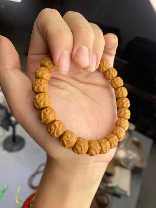 Z14猴头观山手串10左右