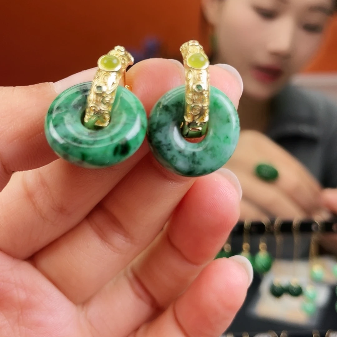 翡翠未镶嵌耳饰饰品