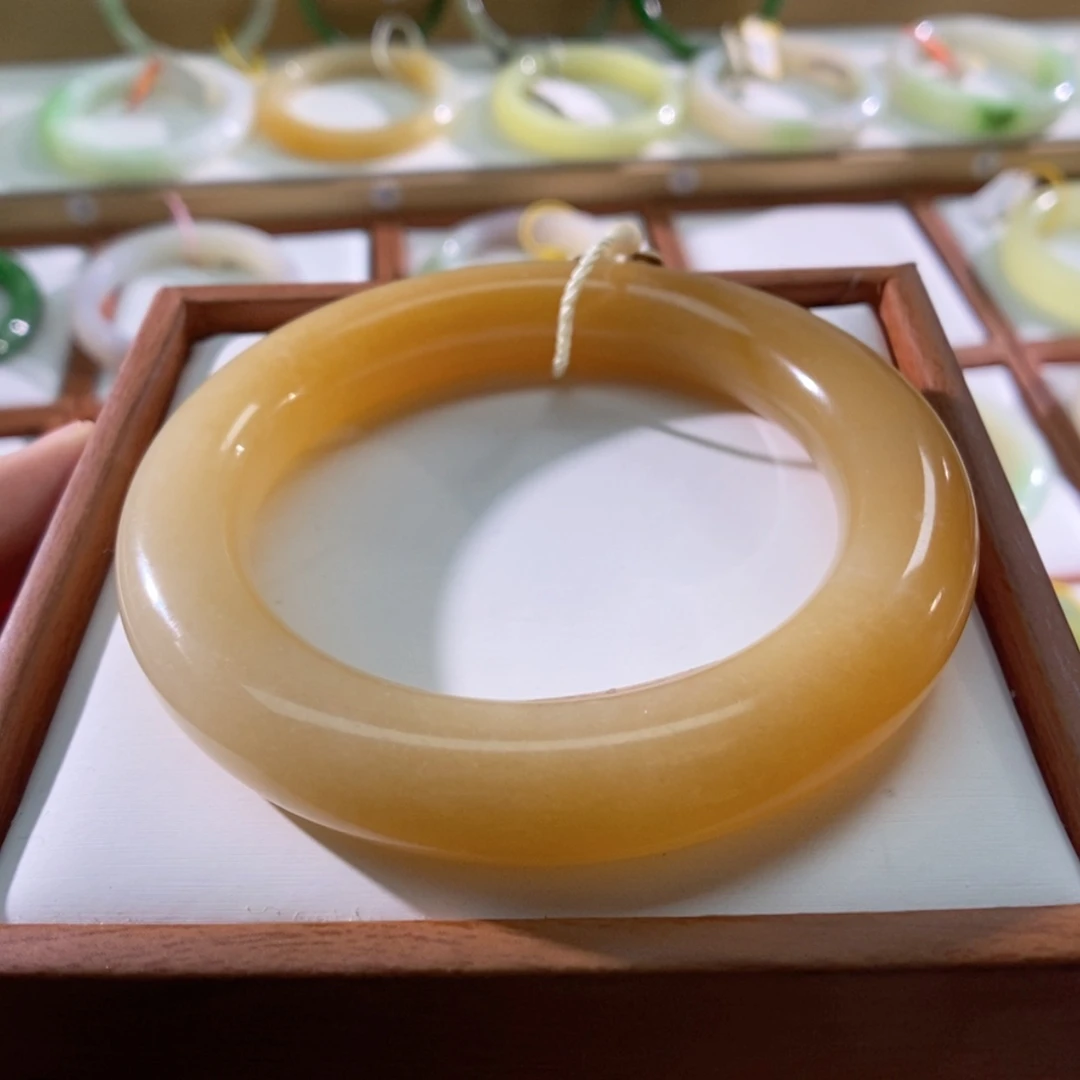 【闪购商品】未镶嵌手镯和田玉（糖玉）