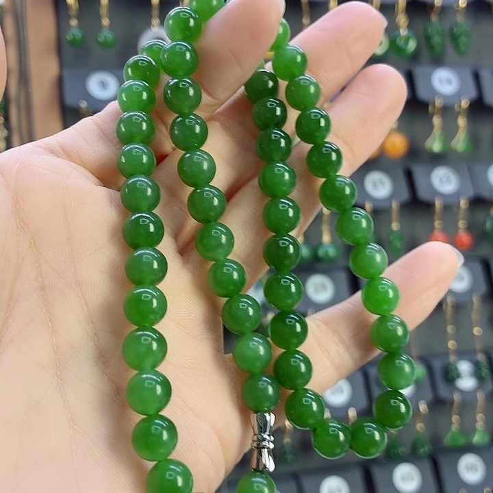 琴***琴和田玉未镶嵌项链