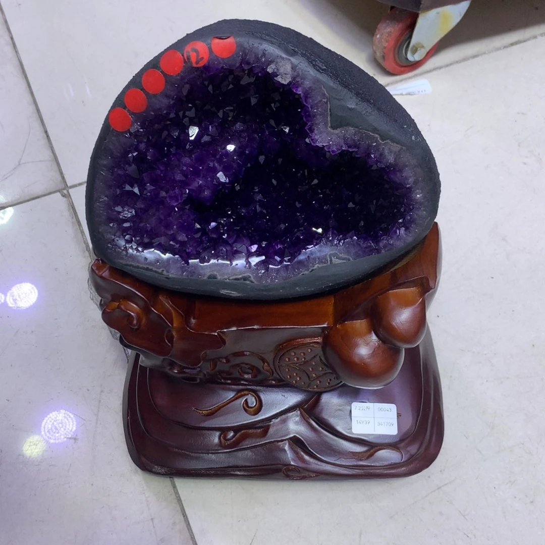 未镶嵌紫晶大型摆件（非配饰）M***蒋