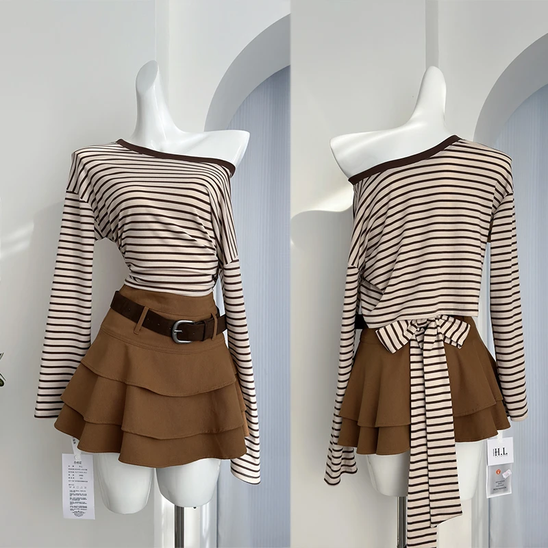 高级感时尚套装女设计感小众绑带咖色条纹拉肩T恤+咖色半裙两件套