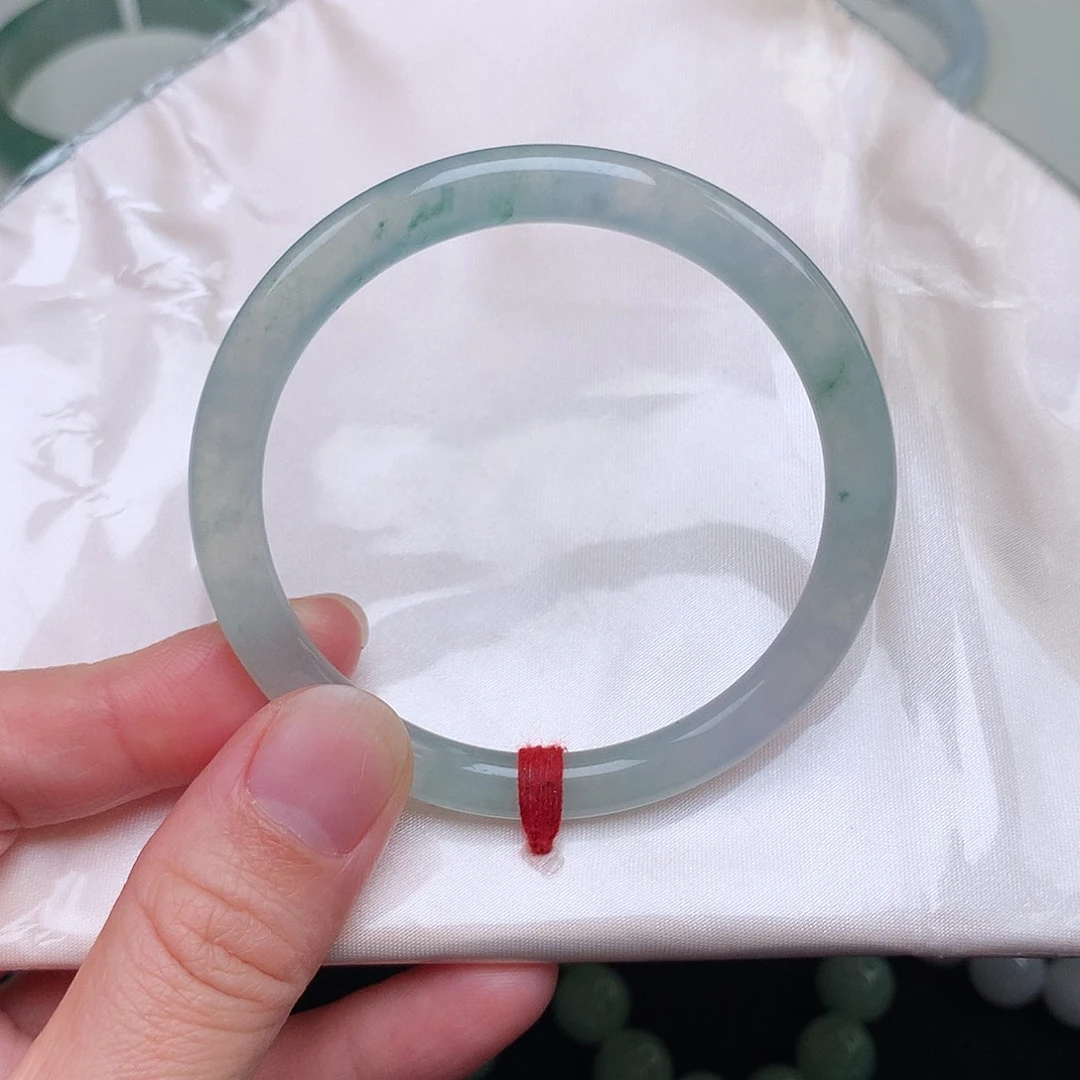 翡翠未镶嵌手镯55圈