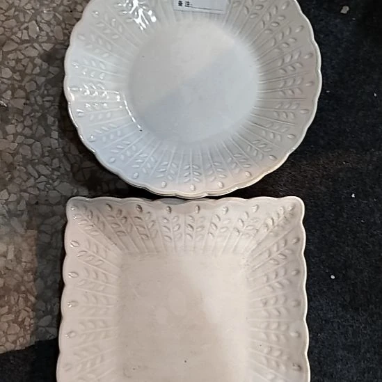 瓷片微瑕树叶深盘方盘各一个