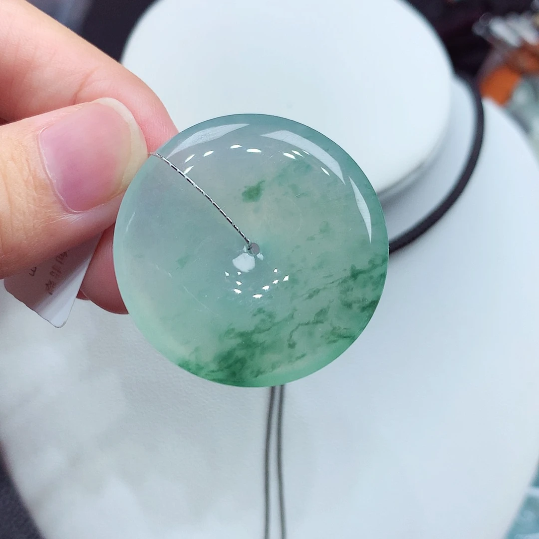 翡翠未镶嵌颈饰编号1，34.5/5.7