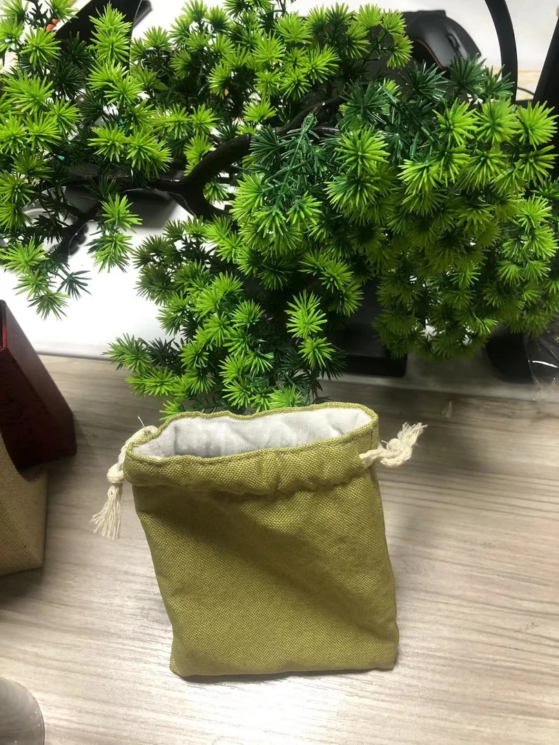 沉香Z  海南莺歌绿 1.6桶 39克+