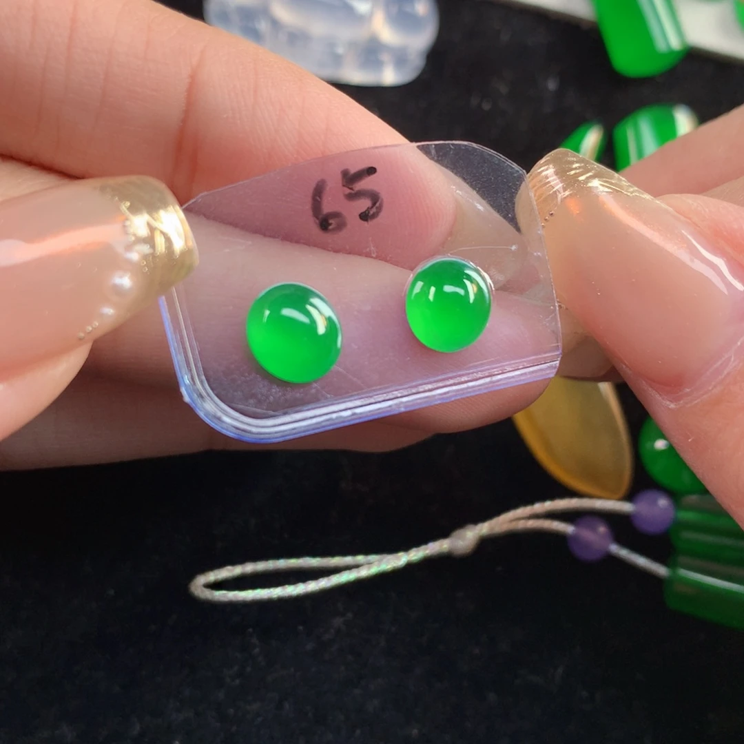 翡翠裸石6.8/6.27/4.14