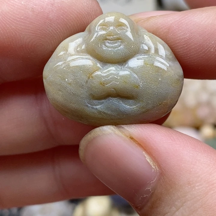 石英质玉未镶嵌颈饰小