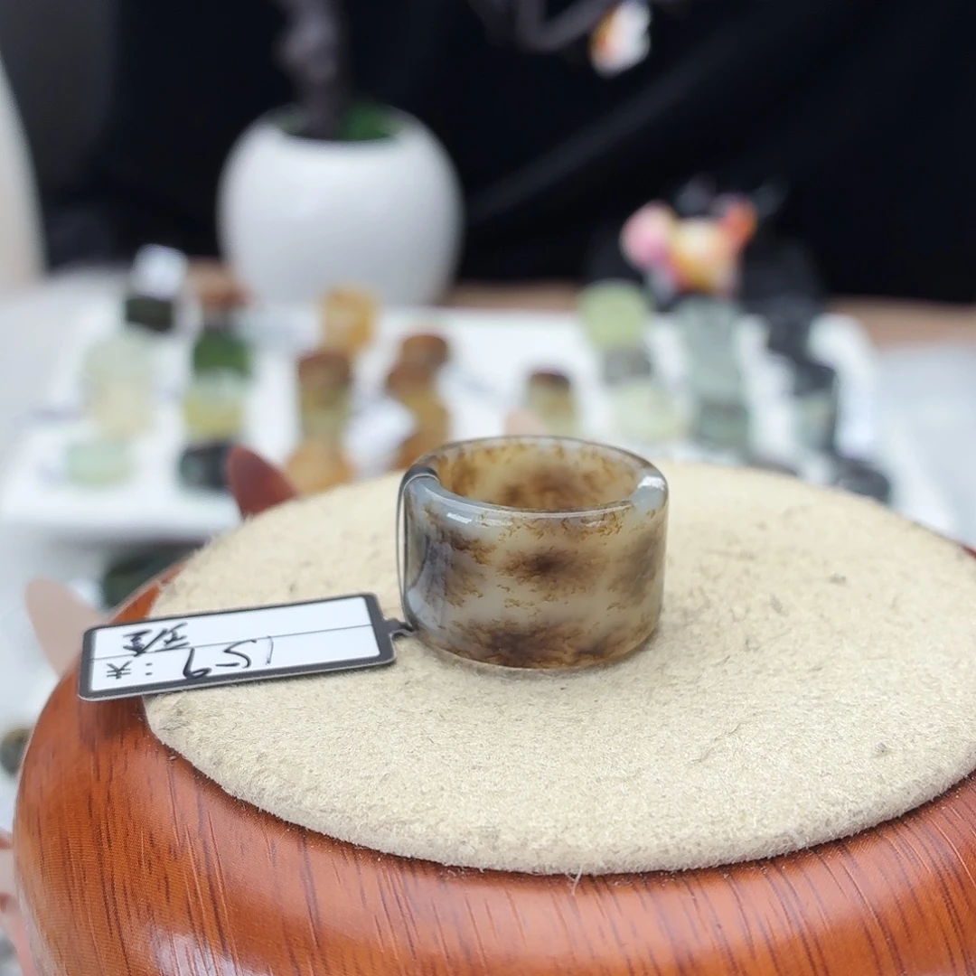 未镶嵌戒指和田玉c82桂花圆切17.2不退换