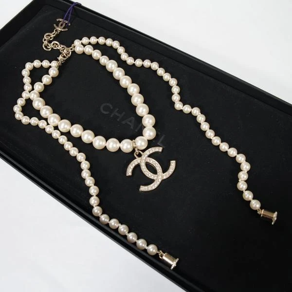 Chanel 闪钻双C珍珠耳机链项链