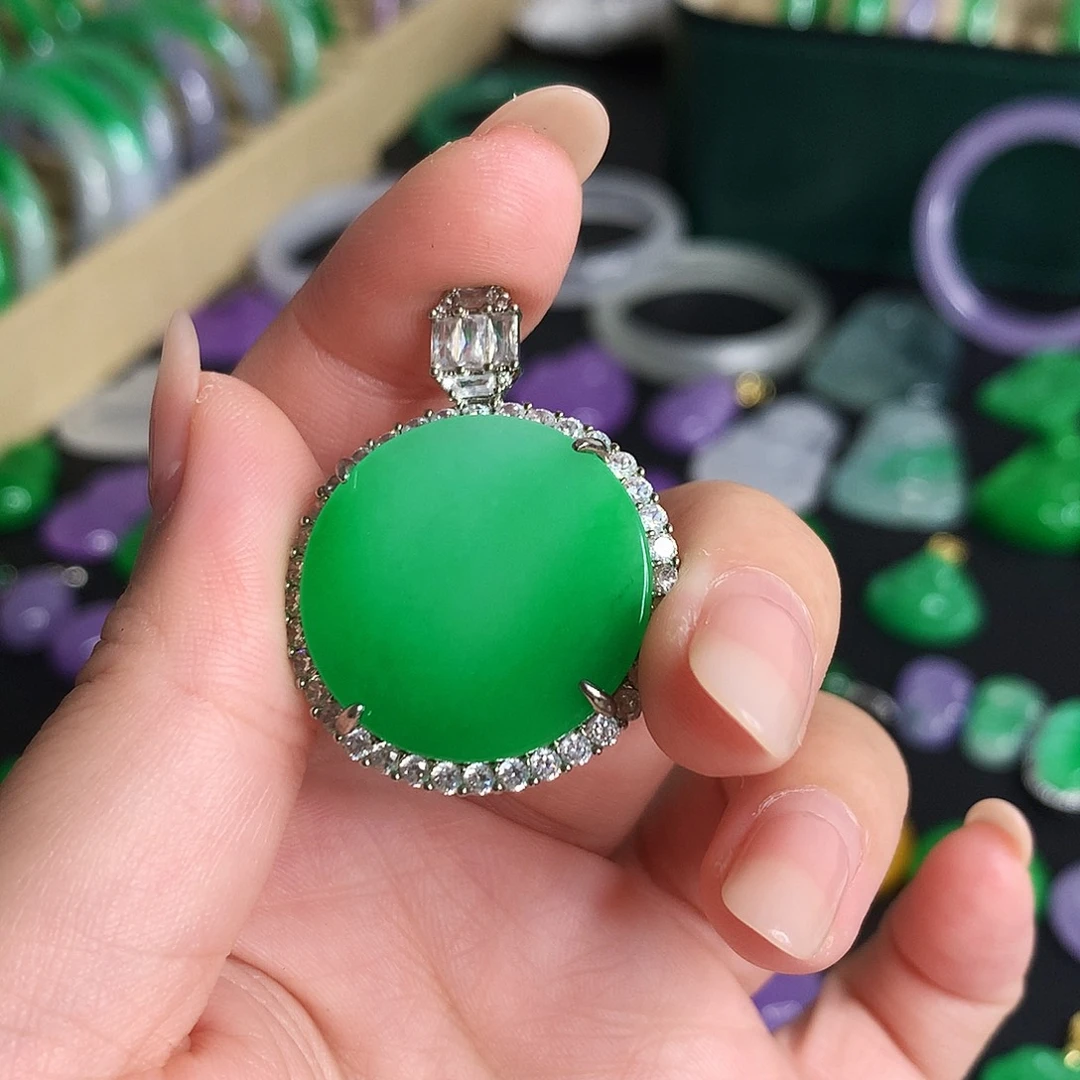 *****颈饰未镶嵌翡翠优化754