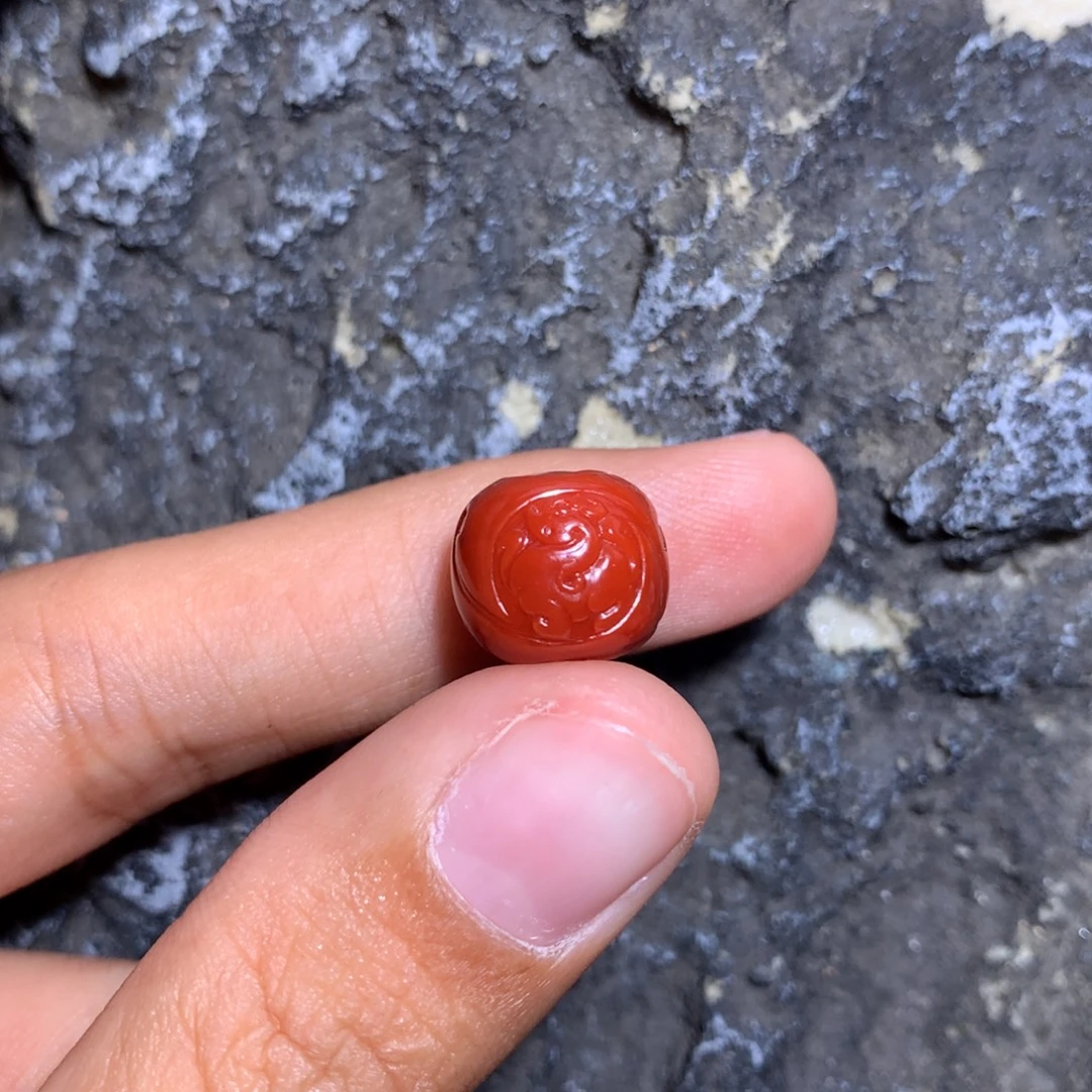 刘***基南红玛瑙未镶嵌锦红满肉老型12×10.6微纹