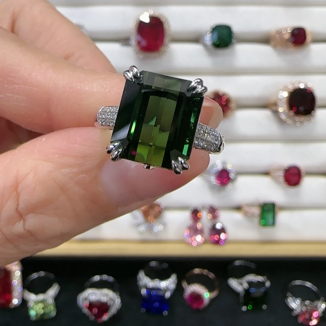 碧玺戒指18K金镶嵌7.2ct