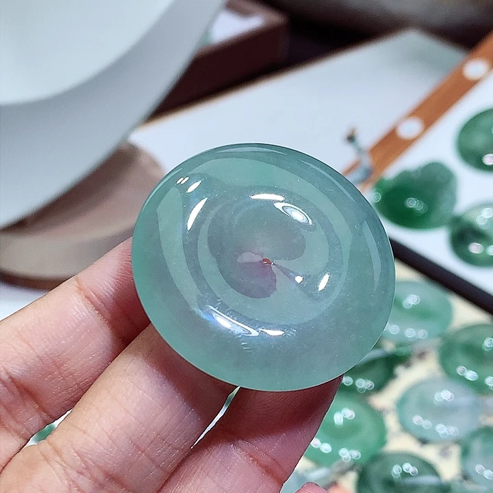 颈饰未镶嵌翡翠平安