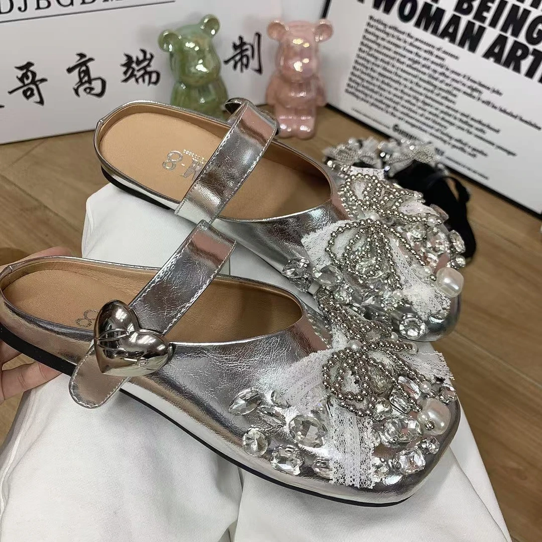 波哥大码女鞋40-43码5077-1韩版时装平底网红彩钻蝴蝶结方头拖鞋