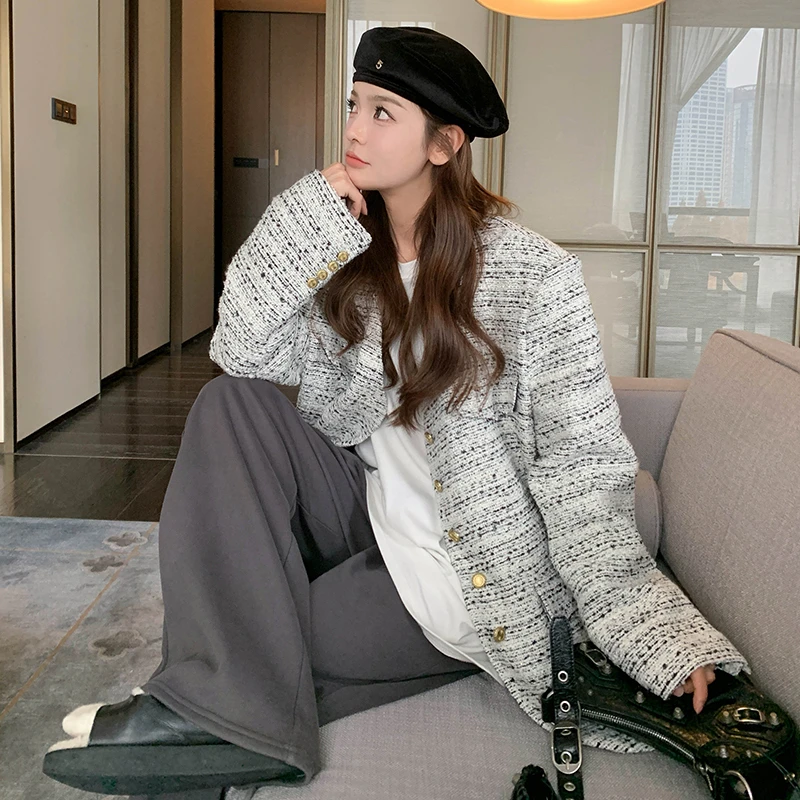 名媛小香风外套女2025新款春季赫本风显瘦别致独特高级感洋气上衣