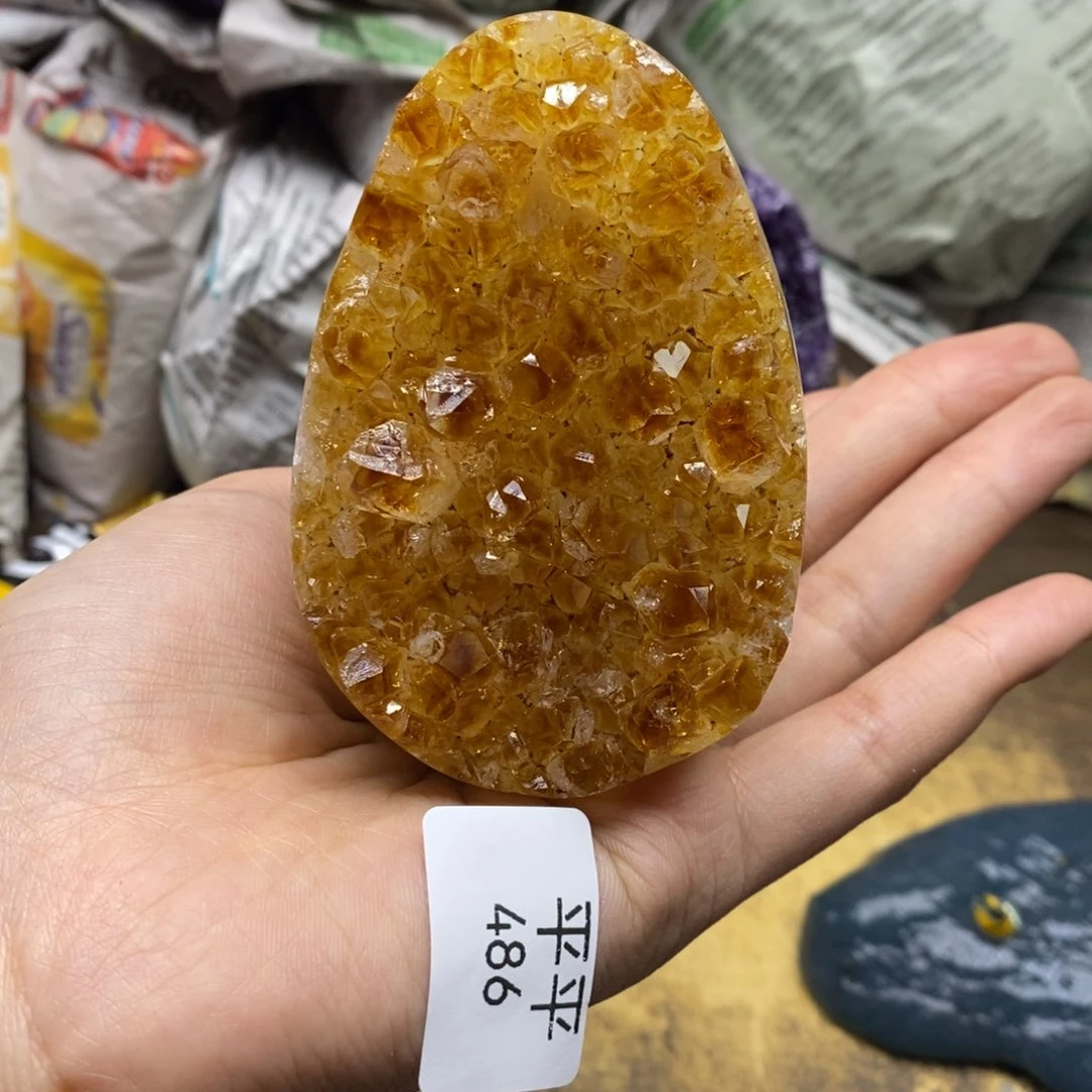 水晶乌拉圭未镶嵌