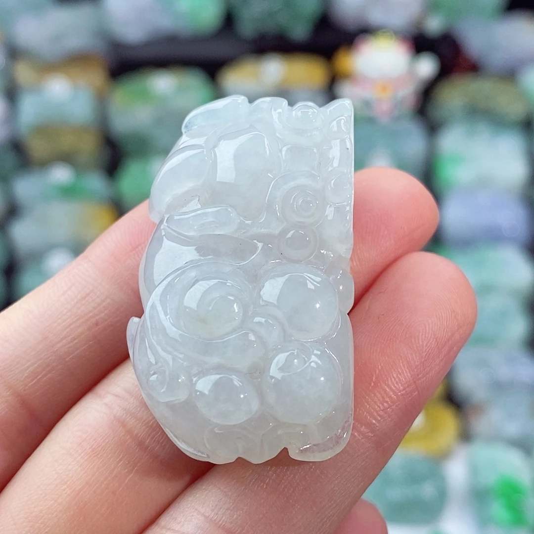 颈饰未镶嵌翡翠天然