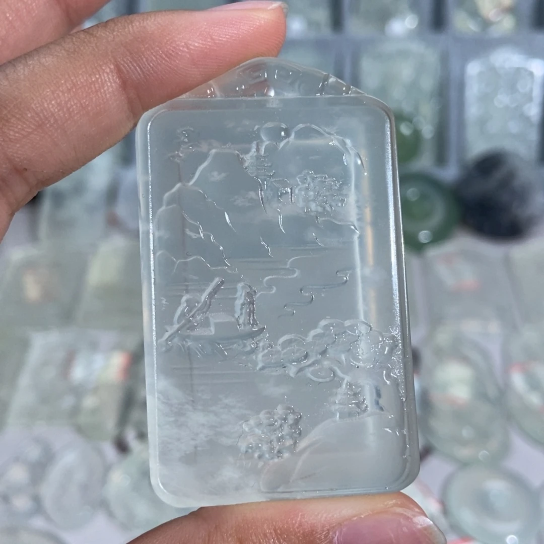 蛇纹石玉未镶嵌颈饰