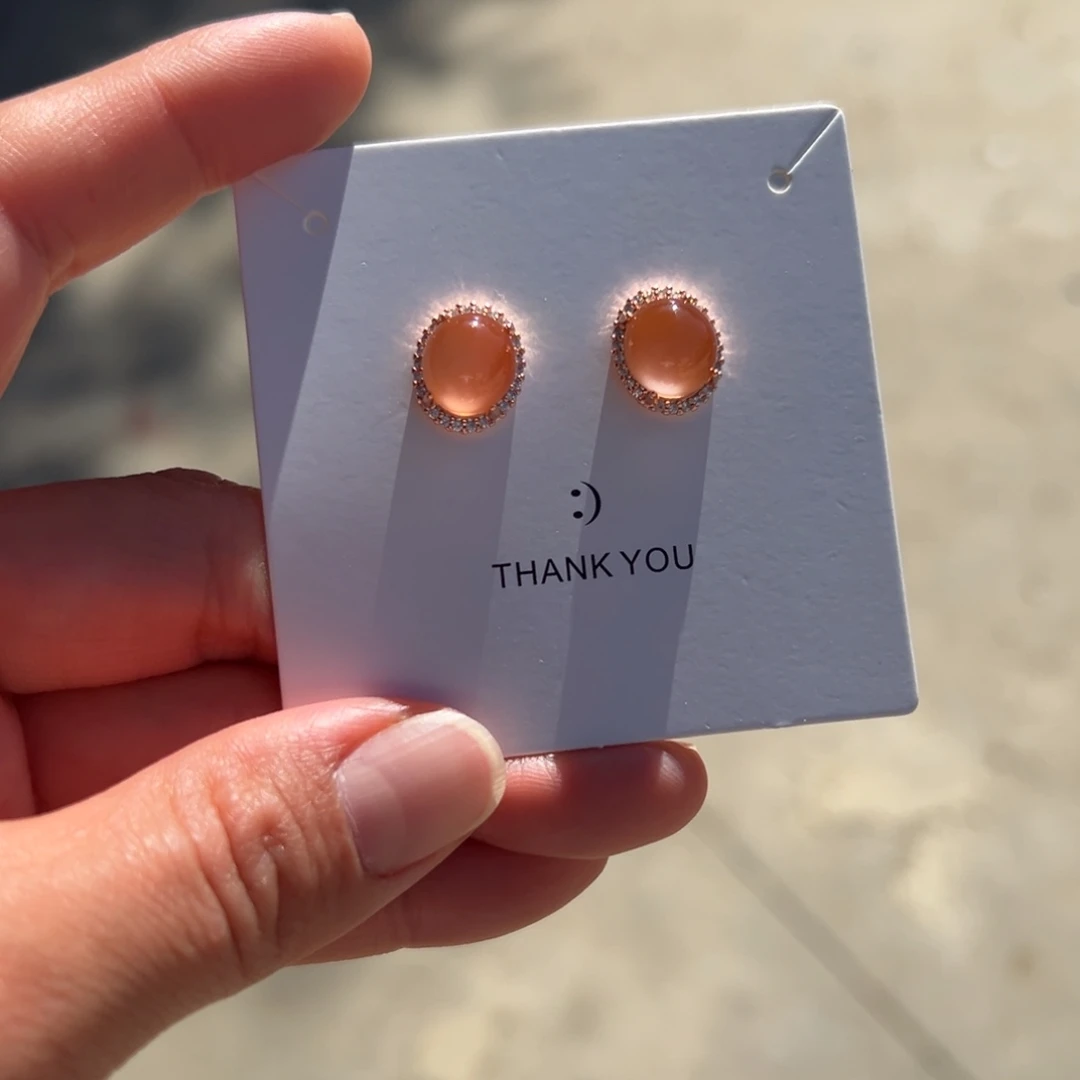 未镶嵌，南红玛瑙?**?