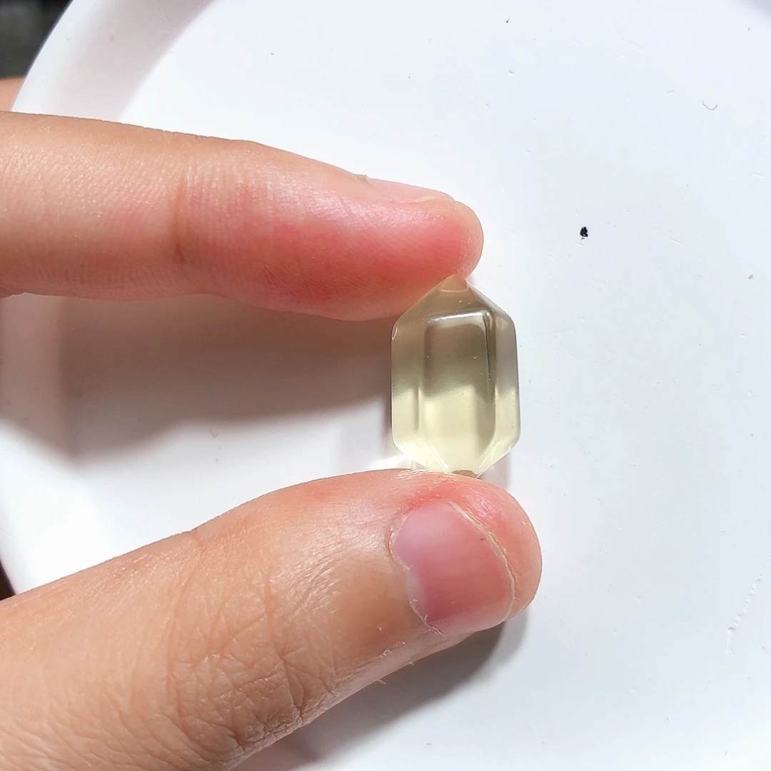 未镶嵌水晶珠宝半成品黄水打孔不退换