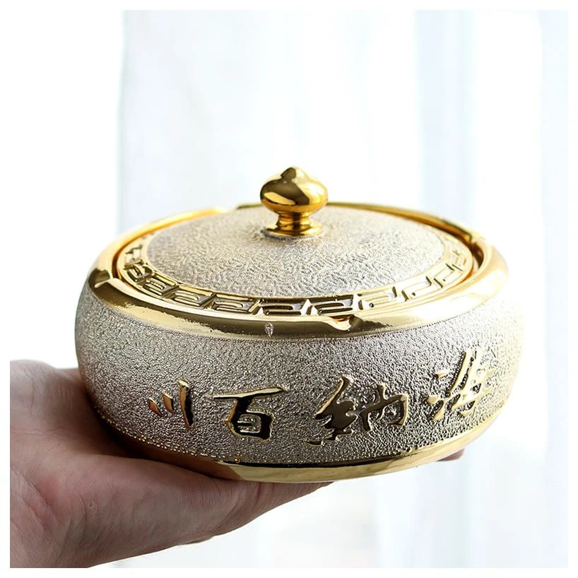 范哲萨客厅家用创意烟灰缸带盖陶瓷个性潮流有盖新中式办公室大气