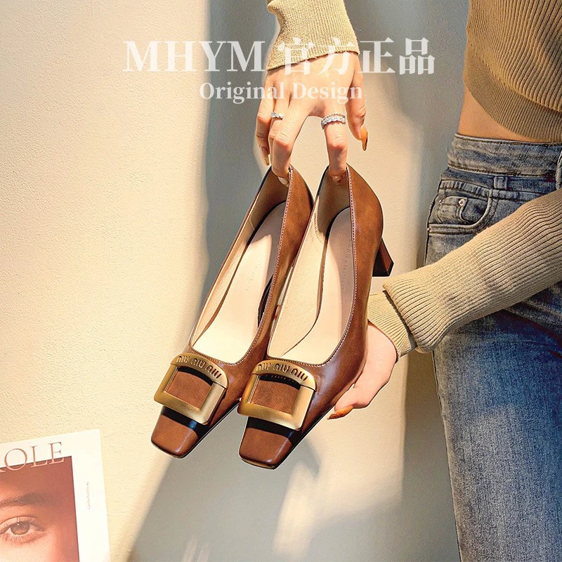 6888-3法式方头高跟鞋女时尚通勤气质浅口粗跟单鞋金属方扣高跟鞋