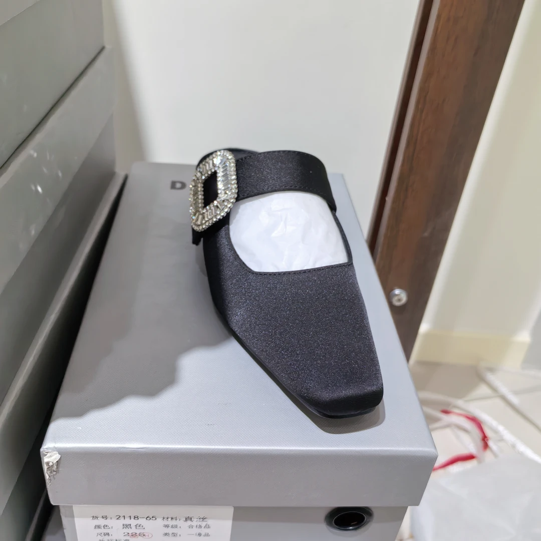 2118-65鞋子 多金女装直播间