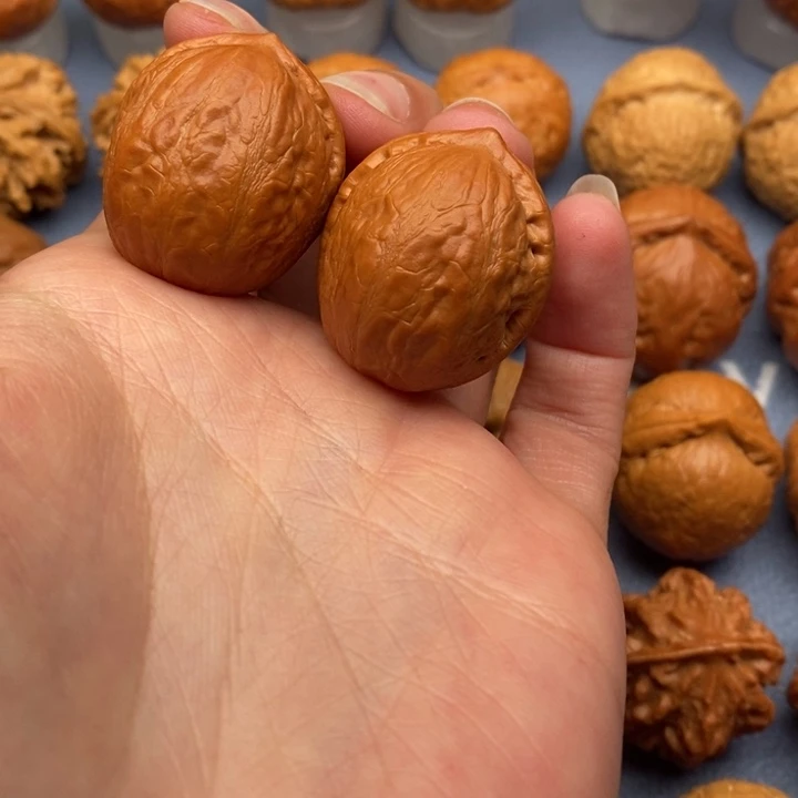 文玩核桃把件小红豆