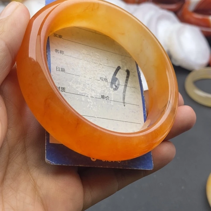 石英质玉未镶嵌手镯