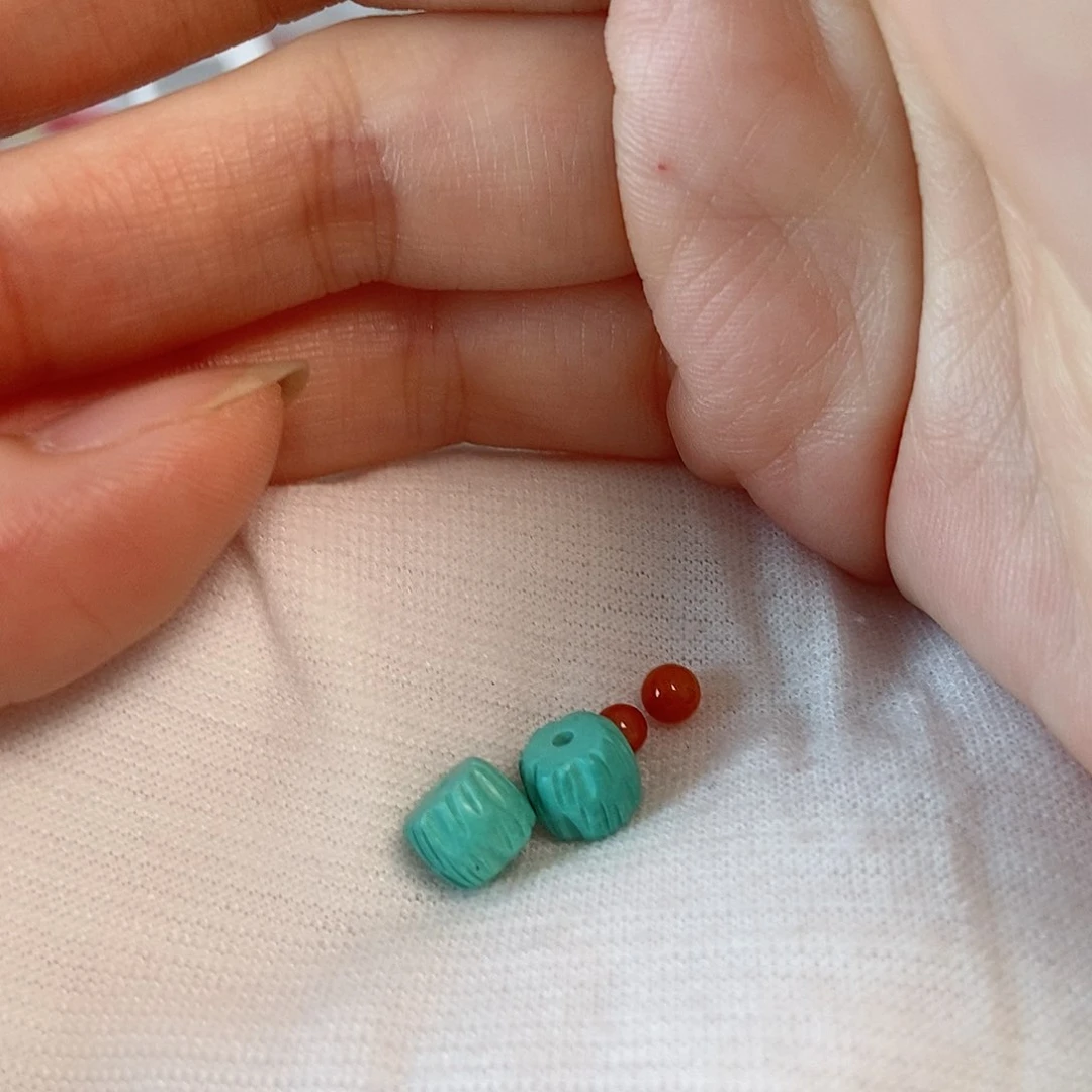 南红玛瑙未镶嵌珠宝奇石