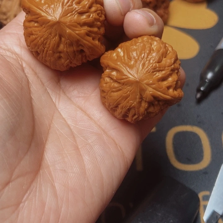 文玩核桃吊坠文玩57