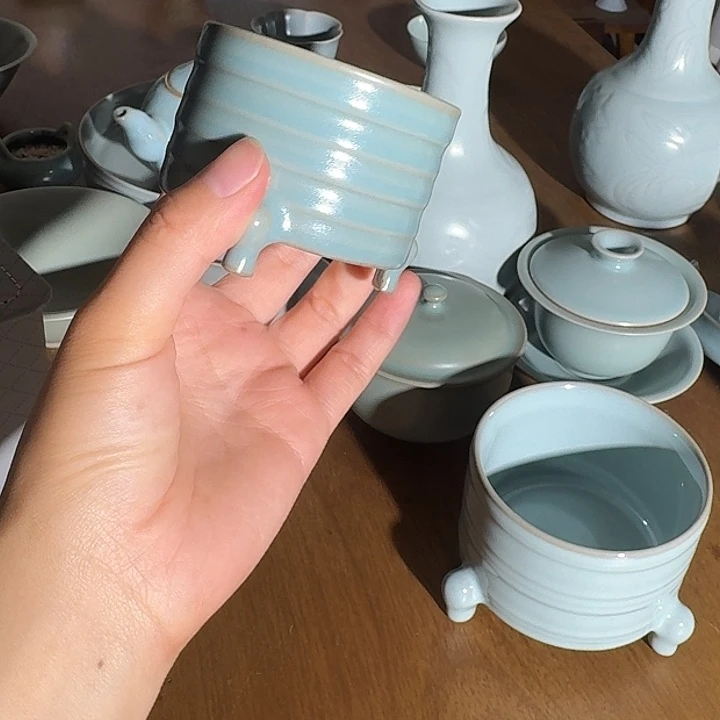 杜***玩观复博物院汝窑三足炉