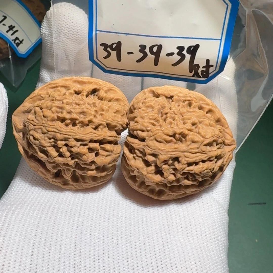 文玩核桃吊坠8号村将s