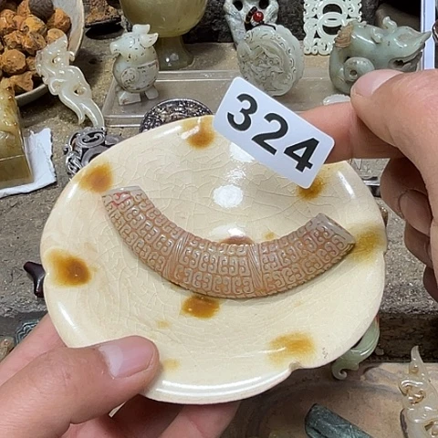 瓷片塞****）瓷器制作过程是根据不同种类