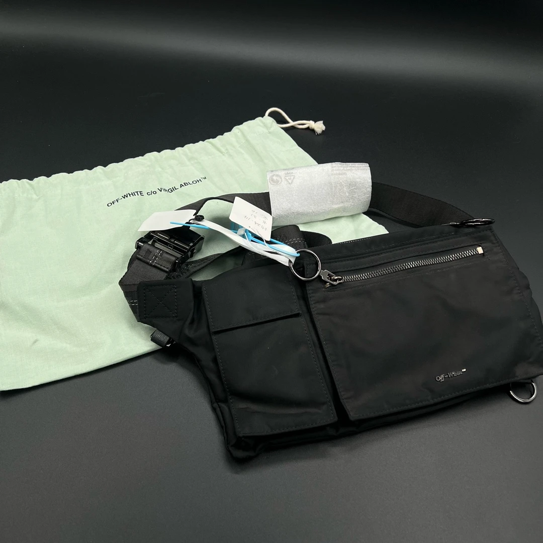 95新 OFF-WHITE （jp）225 黑色logo腰包