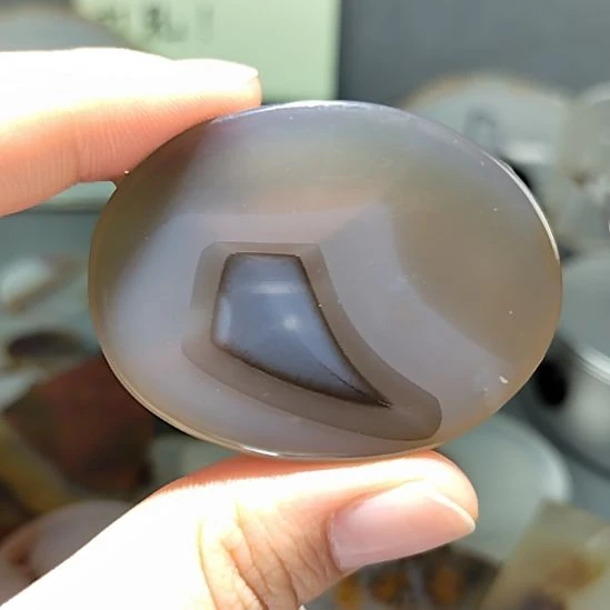 玛瑙/玉髓未镶嵌颈饰足下生辉